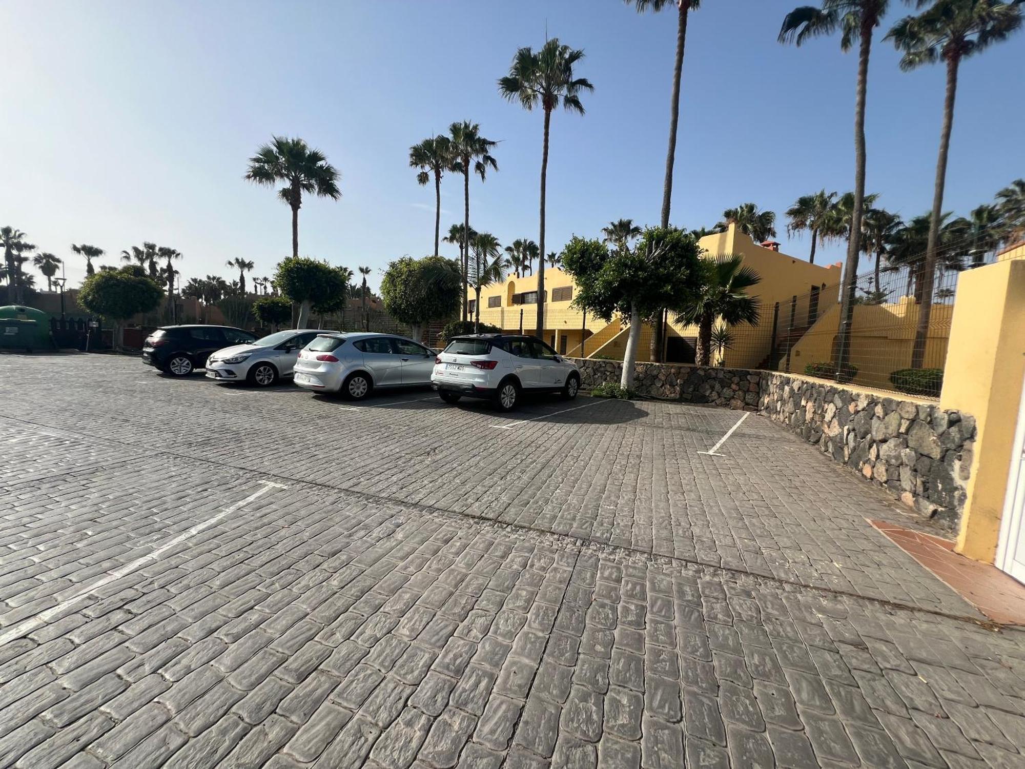Oasis Royal Suite كوراليهو المظهر الخارجي الصورة